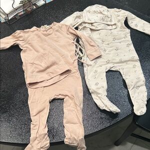 lilette 2 baby girl 6m stretchies and matching hats